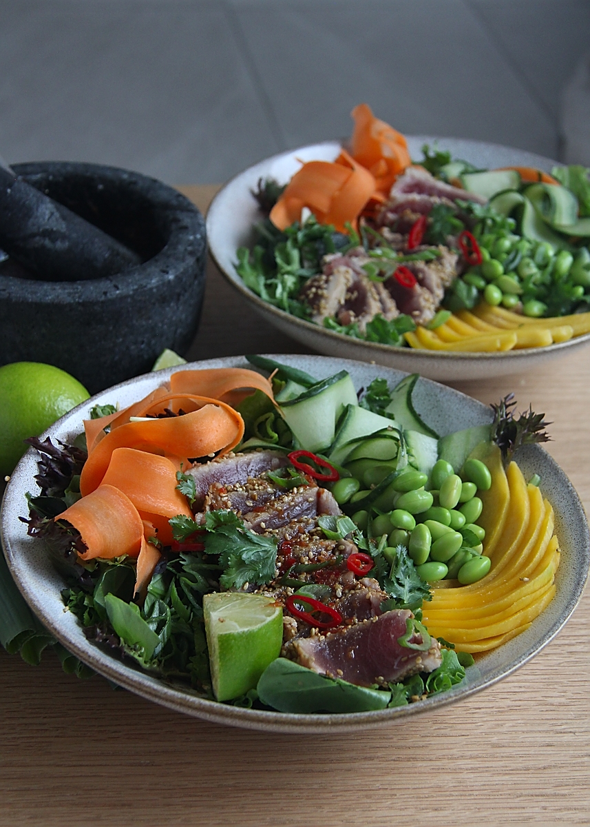 Tataki de thon en salade