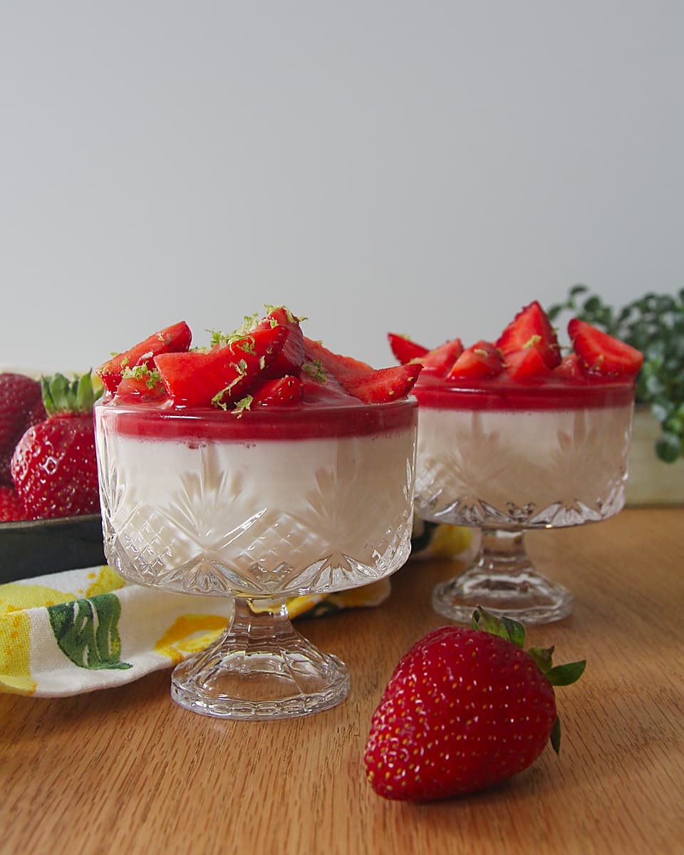 Blanc manger coco fraises